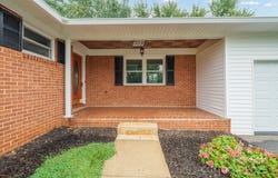 329 Chestnut Street, Yadkinville, NC 27055