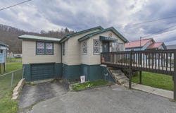 213 Nelson St., SOPHIA, WV 25921