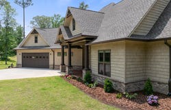 185 Stately Oak Drive, Huntingdon, TN 38344