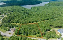 24 WOODLANDS HILL LANE, OAKLAND, MD 21550