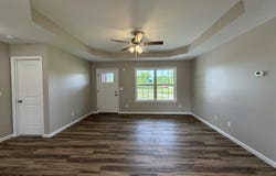 100 Clear Spring Dr, Bardstown, KY 40004