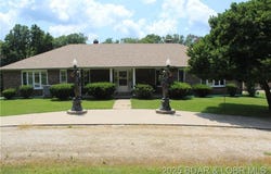 5492 Black Elk Lane, Stover, MO 65078