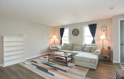 194 Merrimack Meadows Ln, Tewksbury, MA 01876