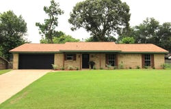 818 Clinton, Athens, TX 75751