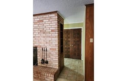1117 Knotty Oaks Drive, Woodway, TX 76712