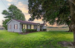 1604 Meppen, Brussels, IL 62013