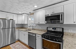 160 Coburn Street, Warwick, RI 02889