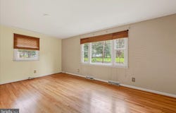26 SEVERNDALE ROAD, SEVERNA PARK, MD 21146