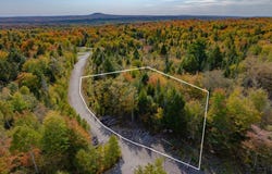 80 Dollard Farm Way, Ellsworth, ME 04605
