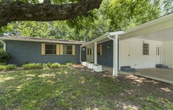 605 N West Street, Morrilton, AR 72110