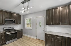 1055 S Myrtle Avenue, Kankakee, IL 60901