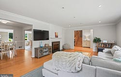 8633 JANET LANE, VIENNA, VA 22180