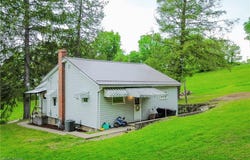 136 E Wheeling Street, Cadiz, OH 43907