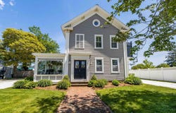 8 South Street, Dennis Port, MA 02639
