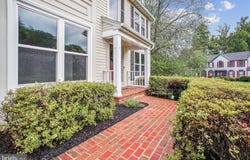 13617 UNION VILLAGE CIRCLE, CLIFTON, VA 20124