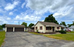 405 Atwood Street, Tilton, IL 61833