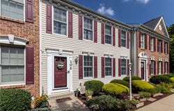 102 Castle View Dr, Kennedy Twp, PA 15136