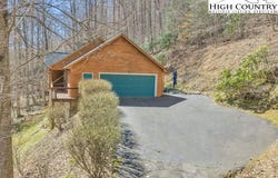 413 Shady Bark Lane, Boone, NC 28607