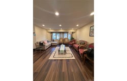 Hicksville, NY 11801