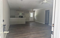 657 S Detroit Avenue, Russellville, AR 72801