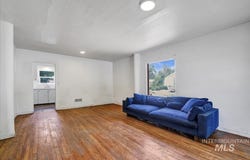 202 E 2nd St, Shoshone, ID 83352