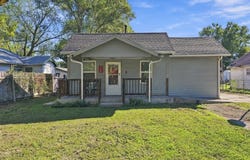 218 N Poplar, Douglass, KS 67039
