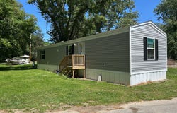 42 ROSE LN, SAINT ALBANS, WV 25177