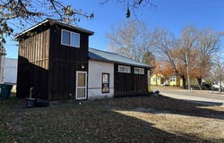 502 E Washington Street, Cuba, MO 65453