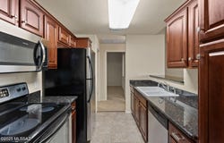 2550 E River Road, Tucson, AZ 85718
