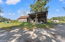 4203 SE US HWY 301, Hawthorne, FL 32640