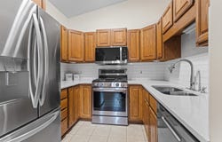 1037 Country Gardens NW, Grand Rapids, MI 49534