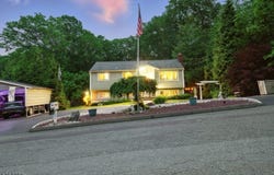19 Paderewski Rd, Jefferson Twp., NJ 07438-9318