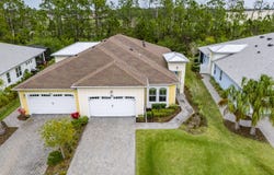 304 Coral Reef Way, Daytona Beach, FL 32124
