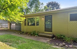 5912 Maple Dale Road, Jackson, MI 49201