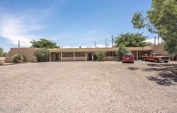 809 W Van Patten Avenue, Las Cruces, NM 88005