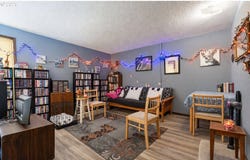 220 SE 28TH Ave, Hillsboro, OR 97123
