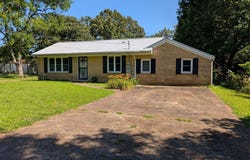 2005 W Wood St, PARIS, TN 38242