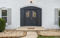 15506 Chequer Drive, Chesterfield, MO 63017