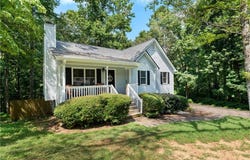 12 Graystone Drive, White, GA 30184