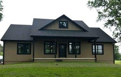 576 E 47 Highway, Girard, KS 66743
