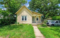 516 W Carr Ave, El Dorado, KS 67042-2703