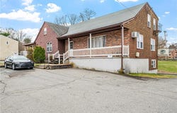 2220 Diamond Hill Road, Cumberland, RI 02864