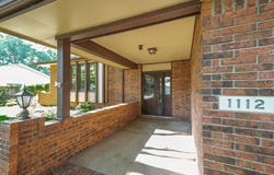 1112 E James St, Derby, KS 67037