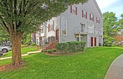 4006 Riddle Ct, Bridgewater Twp., NJ 08807-5558