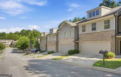 432 Mulberry Row SE, Atlanta, GA 30354