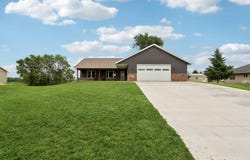 400 Mourning Dove Court, Arena, WI 53503-9323