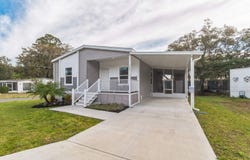 1339 Margaret Avenue, Leesburg, FL 34748