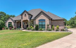 145 Ranch Creek Drive, Azle, TX 76020