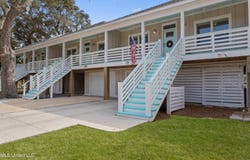 123 E 5th Street, Long Beach, MS 39560