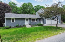 209 Holmes Road, Winthrop, ME 04364